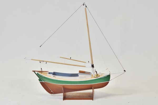 Yankee Hero Maine Fishing Sloop Model Ship Kit