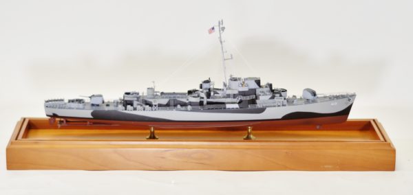 USS Samuel B Roberts DE413 Model ship Kit