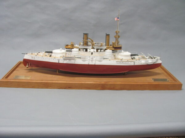 USS Oregon Model kit